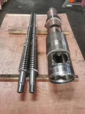 Vít đôi hình nón 38CrMoAl và thùng 65/132 cho hồ sơ ống nhựa PVC WPC Spc