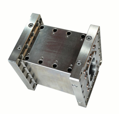 Máy đùn trục vít Buhler để sản xuất thức ăn cho cá
