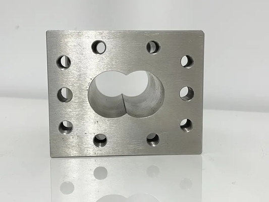 Ứng dụng chống mòn Extruder viền các yếu tố thùng cho pin