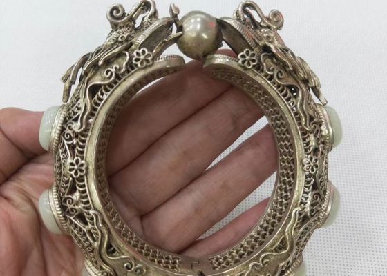 Vòng tay hoa văn tốt lành truyền thống Trung Quốc với phước lành